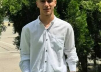 19 yaşındaki Berat, odasında ölü bulundu