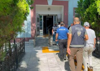 WhatsApp grubundan polis ve jandarma uygulama noktalarını paylaşan 7 şüpheli yakalandı