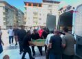 Rize'de denizde kaybolan çocuğun cansız bedenine ulaşıldı; son yolculuklarına uğurlandı