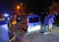 Bursa'da hafif ticari araç kaldırıma çarptı: 1 yaralı