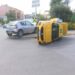 Güngören'de taksi ile otomobil çarpıştı: 2 yaralı