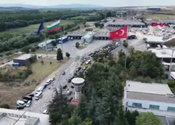 Kapıkule Sınır Kapısı’nda son 3 yılın araç çıkış rekoru kırıldı