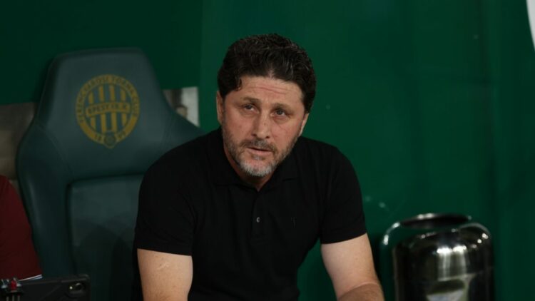 Fatih Tekke: Şimdi dün akşamın üzerine bir çizgi çekip önümüze bakma zamanı