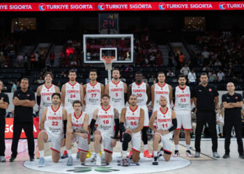 A Milli Erkek Basketbol Takımı, Litvanya’yı farklı yenerek ikinci tura galibiyetle başladı