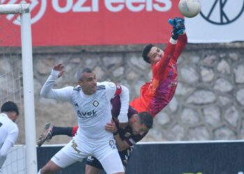 Altay'da Murat Ulaç takımla çalışıyor