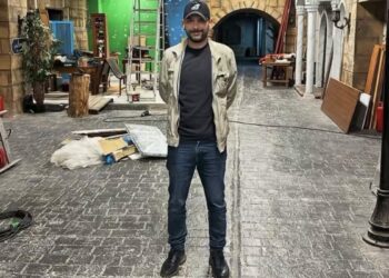 Yazar Murat Koparan, Üsküdar'daki villasında başından vurulmuş halde ölü bulundu