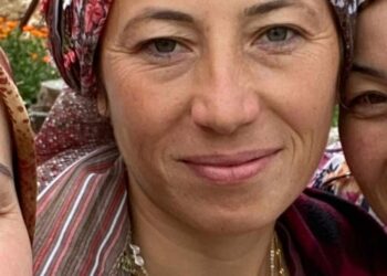 Hayvanları otlatmaya götüren 3 çocuk annesi kayboldu