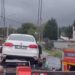 El freni çekilmeyen otomobil, doğal gaz tesisinin bulunduğu alana girdi