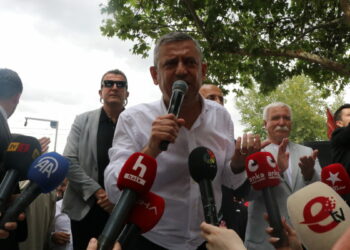 Özgür Özel: Kısır çekişmelere girmek yerine milletin ekmek kavgasını vereceğiz