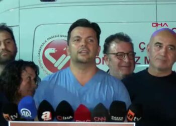 Anjiyoyu gerçekleştiren Prof. Dr. Akşit, Cem Yılmaz'ın sağlık durumuna ilişkin açıklamalarda bulundu