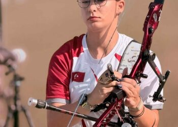 İzmirli Dünya Yenihayat Akdeniz Oyunları’ndan iki madalyayla döndü