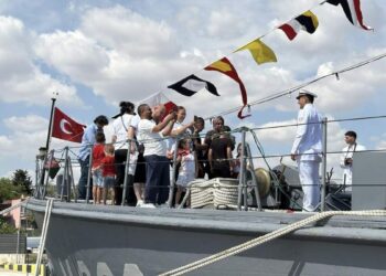 'TCG Enez' gemisi, Tekirdağ'da ziyarete açıldı