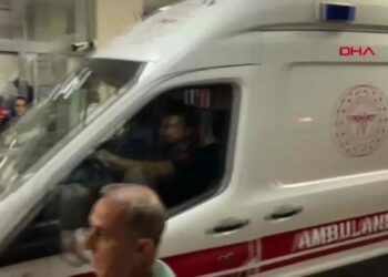 Şanlıurfa’da devrilen otomobildeki gazeteci öldü