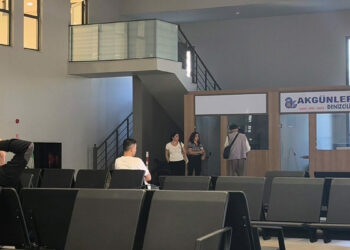 Taşucu Limanı'nda bekleyiş sürüyor