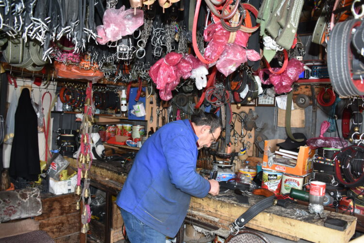 Niğde'nin son saraç ustası: Bu meslek benimle birlikte tarih olacak