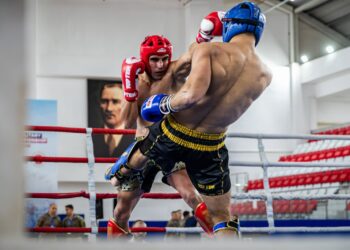 Çapraz bağı kopan Milli kick boksçu üsteğmen, yeniden ringde
