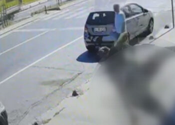 Sultangazi'de işçinin 3'üncü kattan düştüğü anlar kamerada