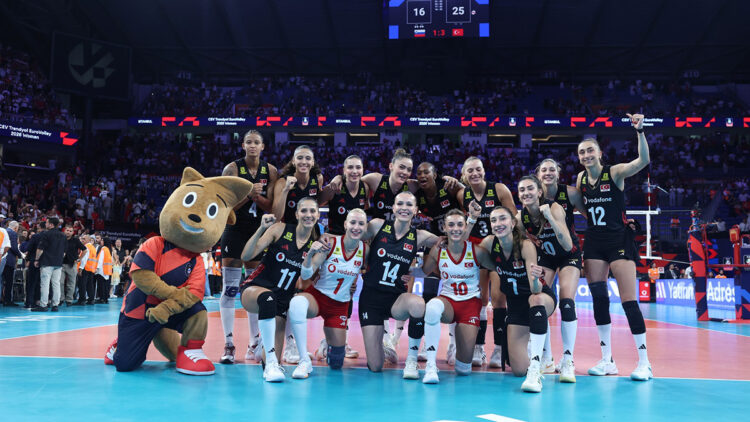 Filenin Sultanları sahayı inletti! Slovenya’yı 3-1 devirdiler