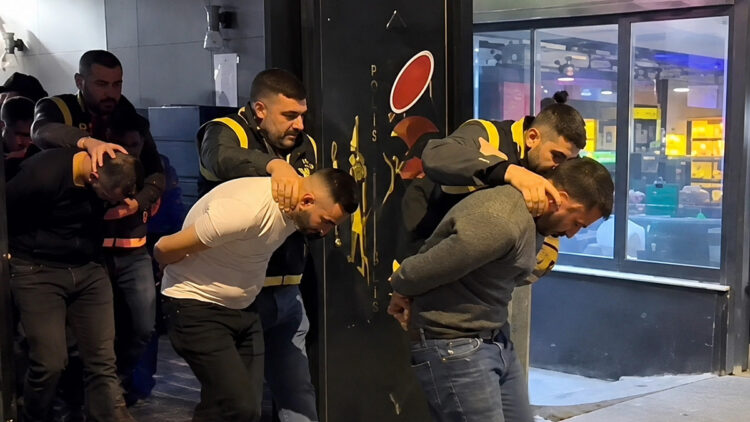 Ankara’da günübirlik evlere fuhuş operasyonu! 12 kişi tutuklandı