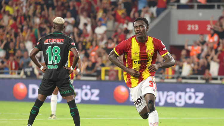 Göztepe'de Anthony Dennis transferde Al Jazira yolcusu