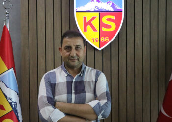 Kayserispor Sportif Direktörü İçgül: "Her maçı final havasında oynamamız gerekiyor"