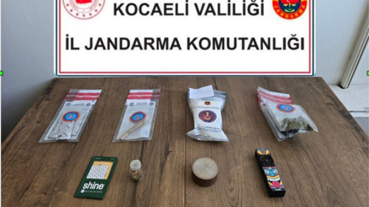 Kocaeli'de uyuşturucu operasyonu: 4 gözaltı