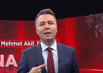 Mehmet Akif Ersoy’a ‘tahliye ve beraat’ vaadiyle para istemişlerdi! 4 şüpheli tutuklandı