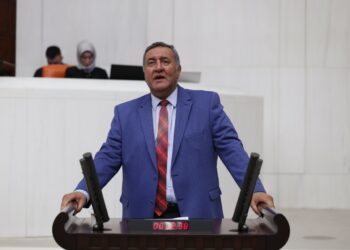 Bir ton buğday satan çiftçi, geçen yıla göre 73 litre daha az mazot alabiliyor