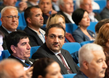 Balçova Belediye Başkanı Onur Yiğit, görevine iade edildi