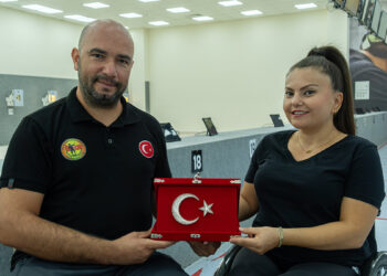 Paraşüt kazasında gazi oldu, rehabilitasyonda hayat arkadaşını buldu