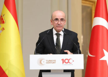 Bakan Şimşek: "Kayıt dışı istihdam oranı tarihsel ortalamanın oldukça altında"