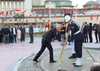 Taksim Meydanı'nda 30 Ağustos Zafer Bayramı töreni düzenlendi