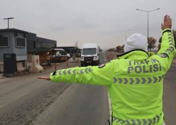 İstanbul’da yarın bu yollar trafiğe kapatılacak! Valilik alternatif güzergahları açıkladı