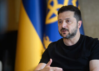 Zelenskiy: "Rusya'nın savaşma arzusunu kırmak için füzelerini etkisiz hâle getirmeliyiz"