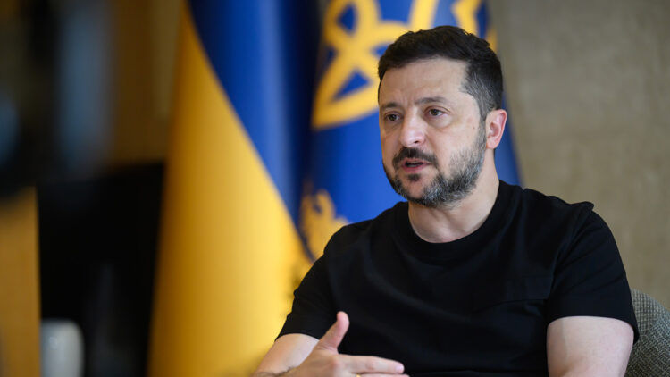 Zelenskiy: "Rusya'nın savaşma arzusunu kırmak için füzelerini etkisiz hâle getirmeliyiz"