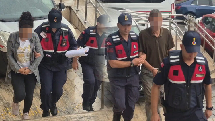 17 yaşındaki kızlarını yatağa zincirledikleri iddia edilen çift gözaltına alındı