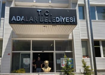 Adalar’da başkan vekilliği seçimi ertelendi: CHP ve Yeni Parti oylamaya katılmadı