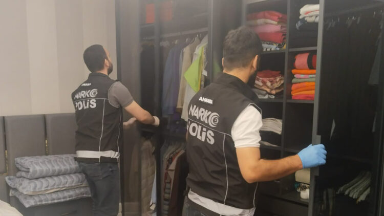 Toplam 32 Şüpheli Tutuklandı