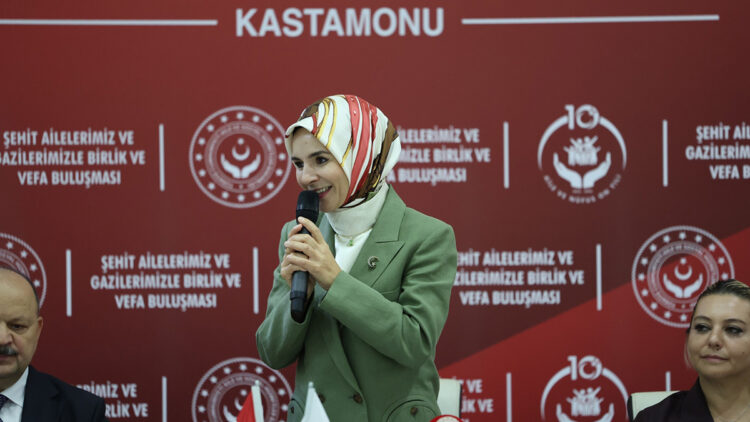 Aile ve Sosyal Hizmetler Bakanı'ndan güçlü devlet vurgusu: "Terörsüz bir Türkiye'ye doğru emin adımlarla ilerliyoruz"