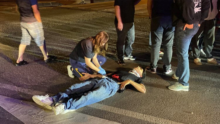 Bursa'da otomobil ile motosiklet çarpıştı: 2 yaralı
