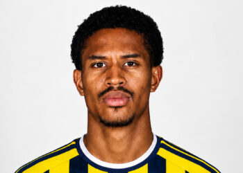 Fenerbahçe, Jayden Oosterwolde'nin başarılı bir operasyon geçirdiğini açıkladı