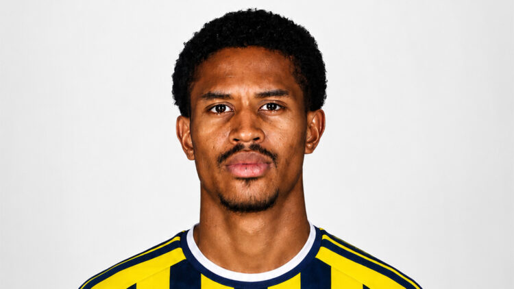 Fenerbahçe, Jayden Oosterwolde'nin başarılı bir operasyon geçirdiğini açıkladı