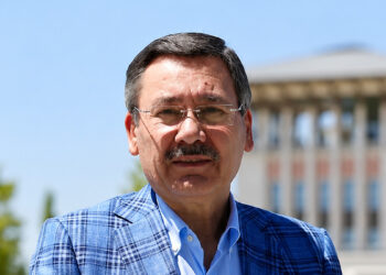 Melih Gökçek adliyeye geldi: Şüpheli sıfatıyla ifade verecek