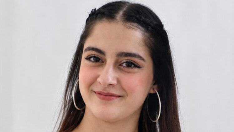 Yaya geçidinde otomobilin çarptığı Begüm öldü