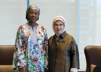 Emine Erdoğan, Sierra Leone Devlet Başkanı’nın eşi Fatima Maada Bio ile görüştü