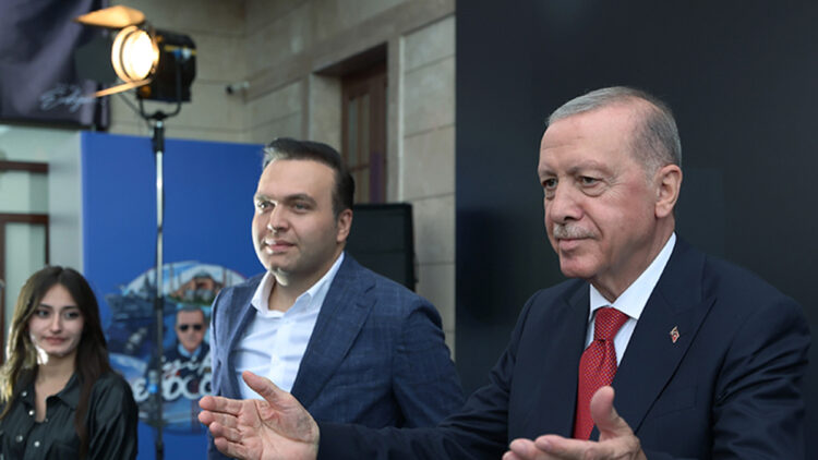 Cumhurbaşkanı Erdoğan, Samsun'da gençlerle buluştu: 'Terörsüz Türkiye' ve gençlik politikalarını değerlendirdi