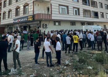 Batman’da dehşet: Eşi ve 2 çocuğunu öldürdükten sonra yaşamına son verdi