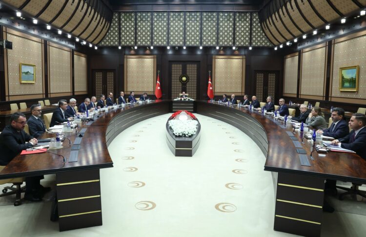 Cumhurbaşkanı Yardımcısı başkanlığında 'Fon Koordinasyon Kurulu' oluşturuldu
