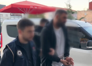 İstanbul'da DEAŞ'a finans sağlayan şüphelilere operasyon: 9 gözaltı