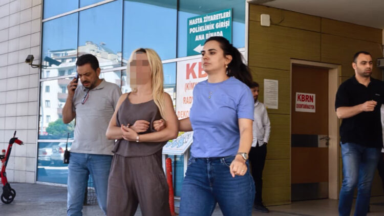 Kimlik bilgilerini ele geçirdikleri kişinin adına hesap açıp, dolandırıcılık yaptılar